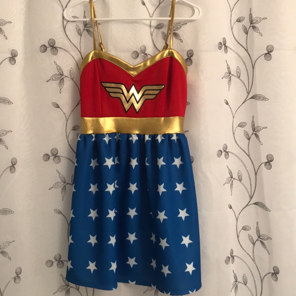 Wonder Women Dress size m